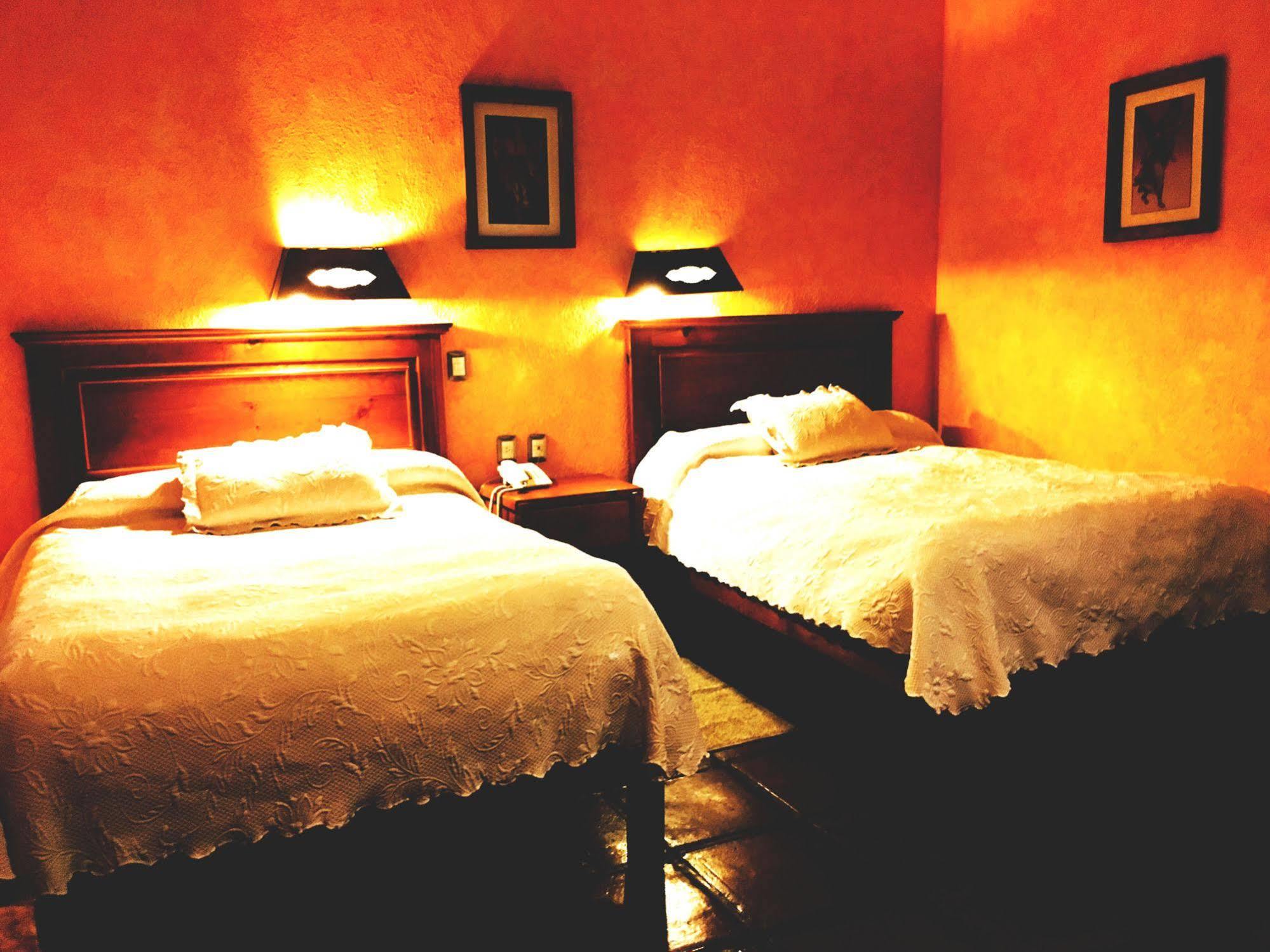 Hotel Refugio del Angel Pátzcuaro Esterno foto