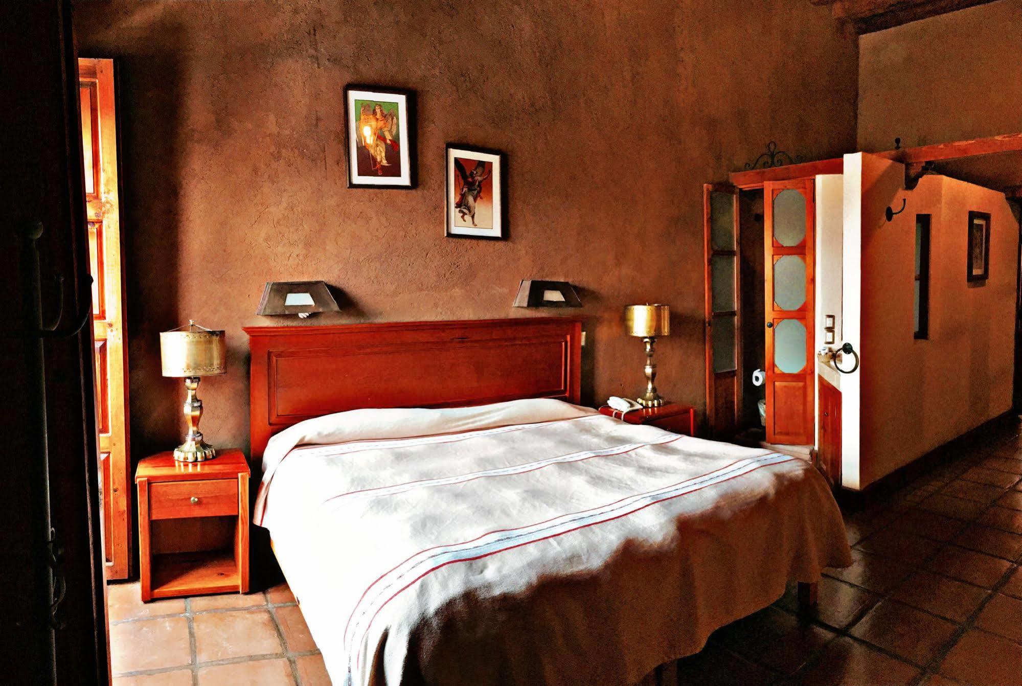 Hotel Refugio del Angel Pátzcuaro Esterno foto